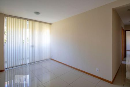 Sala de apartamento para alugar com 2 quartos, 76m² em Santa Tereza, Belo Horizonte