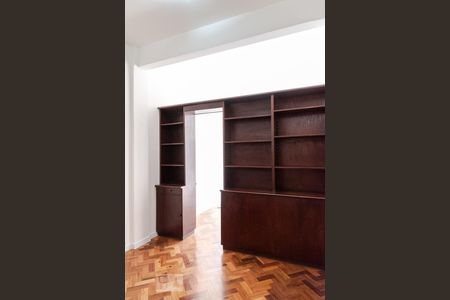 Ambiente Principal - Sala de kitnet/studio para alugar com 1 quarto, 35m² em Botafogo, Rio de Janeiro