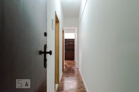 Entrada - Corredor de kitnet/studio para alugar com 1 quarto, 35m² em Botafogo, Rio de Janeiro