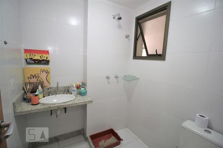 Apartamento à venda com 87m², 3 quartos e 1 vaga Apartamento à venda com 87m², 3 quartos e 1 vagaBanheiro Social