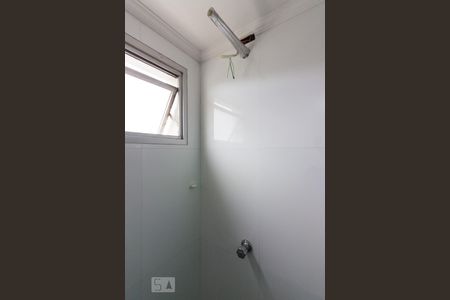 Banheiro de apartamento à venda com 2 quartos, 48m² em Jardim Peri, São Paulo