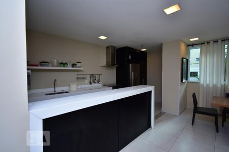 Apartamento para alugar com 93m², 3 quartos e 1 vagaSalão de Festas 