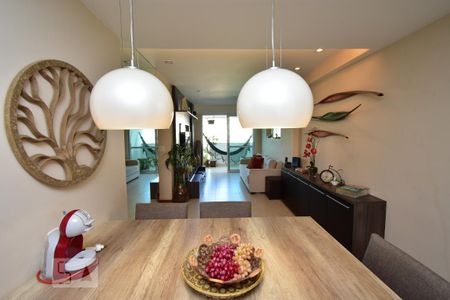Sala  de apartamento para alugar com 3 quartos, 93m² em Santa Rosa, Niterói