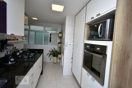 Apartamento para alugar com 93m², 3 quartos e 1 vagaCozinha 