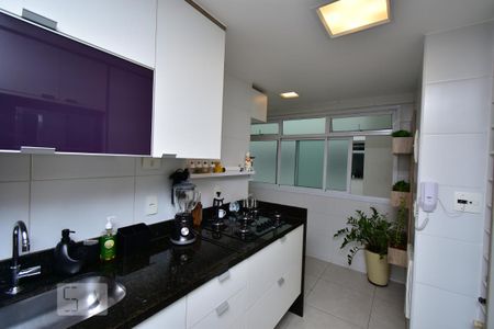 Apartamento para alugar com 93m², 3 quartos e 1 vagaCozinha 