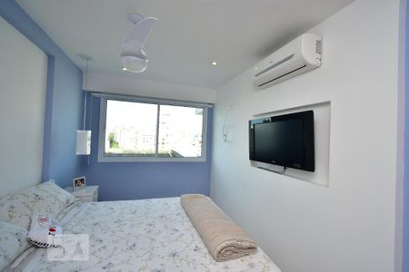 Apartamento para alugar com 93m², 3 quartos e 1 vagaSuíte 