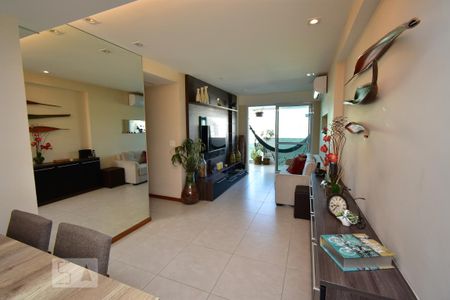 Sala  de apartamento para alugar com 3 quartos, 93m² em Santa Rosa, Niterói