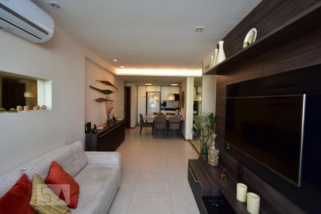 Sala  de apartamento para alugar com 3 quartos, 93m² em Santa Rosa, Niterói