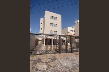 Apartamento à venda com 61m², 2 quartos e 1 vaga Apartamento à venda com 61m², 2 quartos e 1 vagaFachada do prédio