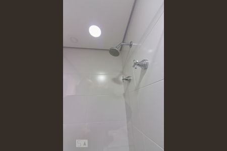 Banheiro de apartamento à venda com 2 quartos, 56m² em Vila Osasco, Osasco