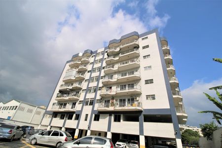 Apartamento à venda com 71m², 2 quartos e 1 vagaFachada