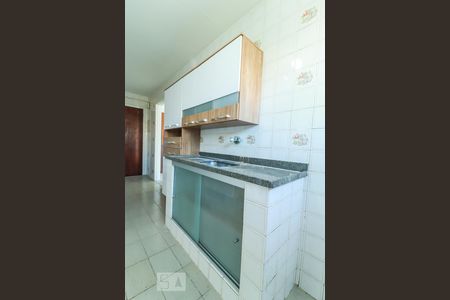 Apartamento à venda com 71m², 2 quartos e 1 vagaCozinha - Armários