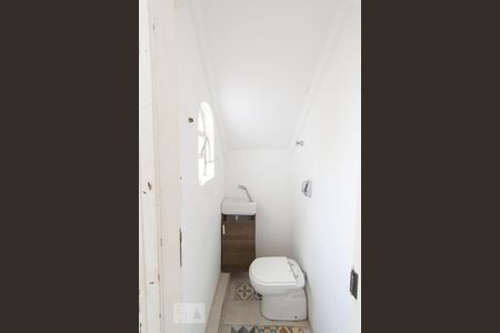 Casa para alugar com 240m², 3 quartos e 2 vagas Casa para alugar com 240m², 3 quartos e 2 vagasEdícula