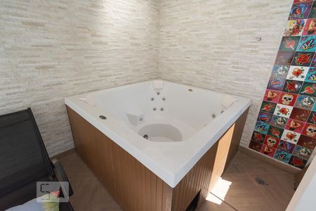 Casa para alugar com 240m², 3 quartos e 2 vagas Casa para alugar com 240m², 3 quartos e 2 vagasEdícula Jacuzze