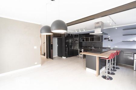 Casa para alugar com 240m², 3 quartos e 2 vagas Casa para alugar com 240m², 3 quartos e 2 vagasCozinha