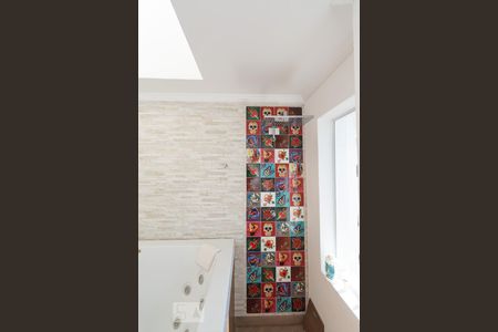 Casa para alugar com 240m², 3 quartos e 2 vagas Casa para alugar com 240m², 3 quartos e 2 vagasEdícula Jacuzze