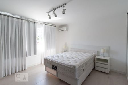 Casa para alugar com 240m², 3 quartos e 2 vagas Casa para alugar com 240m², 3 quartos e 2 vagasSuíte 2