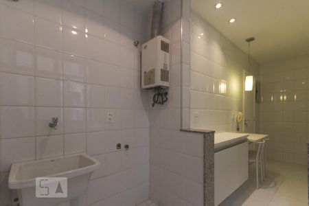 Apartamento à venda com 110m², 2 quartos e 2 vagas Apartamento à venda com 110m², 2 quartos e 2 vagasÁrea de Serviço