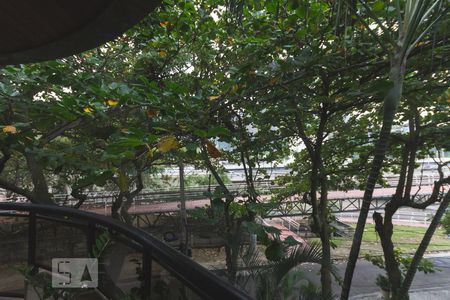 Apartamento à venda com 110m², 2 quartos e 2 vagas Apartamento à venda com 110m², 2 quartos e 2 vagasVista