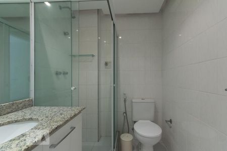 Apartamento à venda com 110m², 2 quartos e 2 vagas Apartamento à venda com 110m², 2 quartos e 2 vagasBanheiro