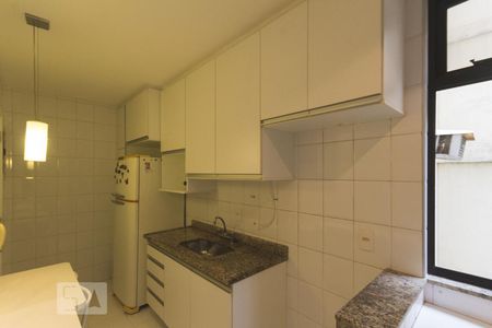 Apartamento à venda com 110m², 2 quartos e 2 vagas Apartamento à venda com 110m², 2 quartos e 2 vagasCozinha