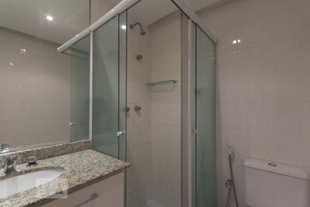 Apartamento à venda com 110m², 2 quartos e 2 vagas Apartamento à venda com 110m², 2 quartos e 2 vagasBanheiro