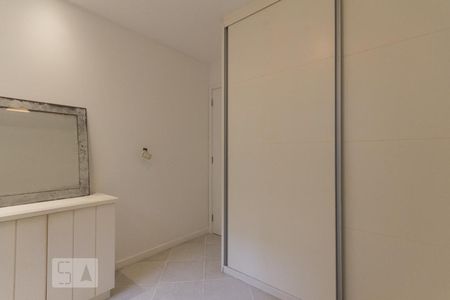 Apartamento à venda com 110m², 2 quartos e 2 vagas Apartamento à venda com 110m², 2 quartos e 2 vagasQuarto