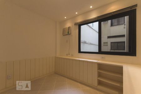 Apartamento à venda com 110m², 2 quartos e 2 vagas Apartamento à venda com 110m², 2 quartos e 2 vagasQuarto