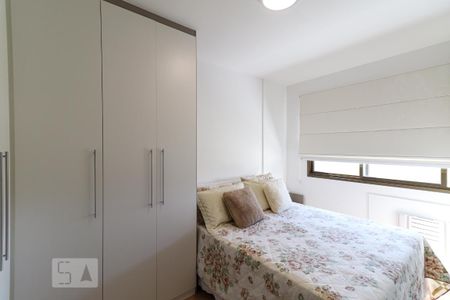 Apartamento para alugar com 72m², 2 quartos e 1 vaga Apartamento para alugar com 72m², 2 quartos e 1 vagaSuíte