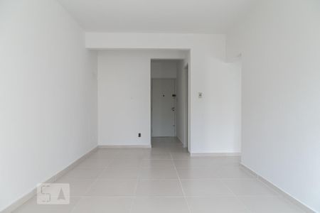 Sala de apartamento para alugar com 1 quarto, 60m² em Liberdade, São Paulo