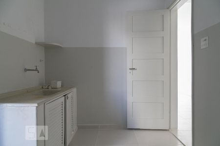 Cozinha de apartamento para alugar com 1 quarto, 60m² em Liberdade, São Paulo
