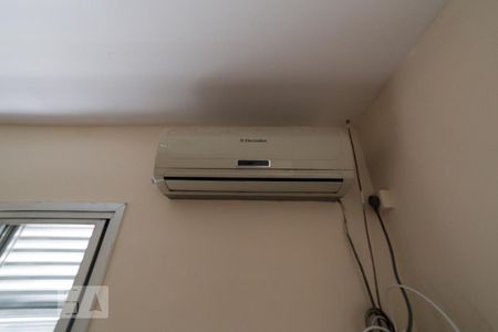 Casa à venda com 130m², 4 quartos e 2 vagasSuíte