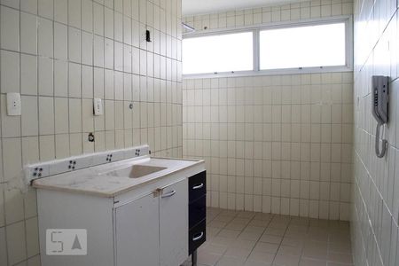 Apartamento à venda com 58m², 2 quartos e sem vaga Apartamento à venda com 58m², 2 quartos e sem vagaCOZINHA