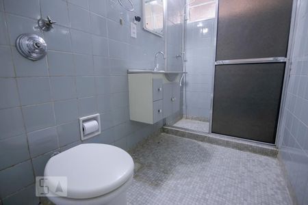Apartamento à venda com 71m², 2 quartos e 1 vagaBanheiro