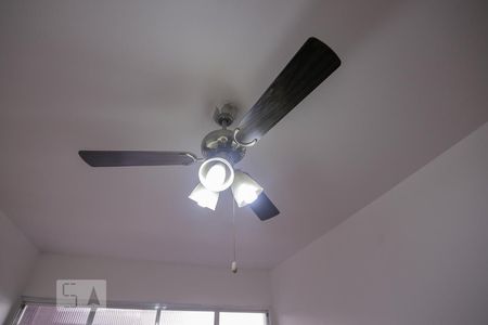 Apartamento à venda com 71m², 2 quartos e 1 vagaSala