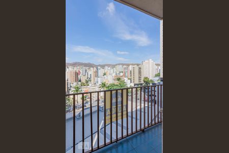 Varanda de apartamento para alugar com 3 quartos, 100m² em São Pedro, Belo Horizonte