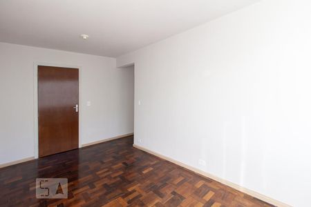 Sala de apartamento para alugar com 3 quartos, 67m² em Centro Cívico, Curitiba