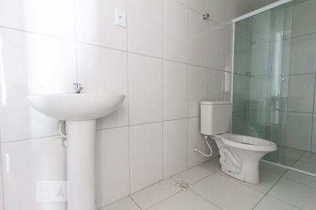 Banheiro de apartamento para alugar com 3 quartos, 67m² em Centro Cívico, Curitiba