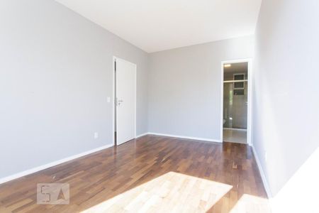 Apartamento para alugar com 117m², 3 quartos e 1 vagaSuíte