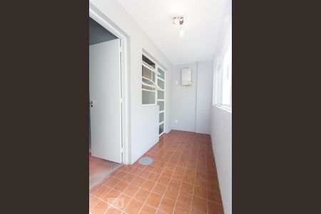 Apartamento para alugar com 117m², 3 quartos e 1 vagaÁrea de Serviço