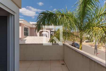 Casa de condomínio à venda com 265m², 4 quartos e 2 vagasVaranda da Suíte 3