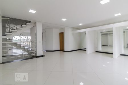 Sala de casa à venda com 4 quartos, 400m² em Vila Rosália, Guarulhos
