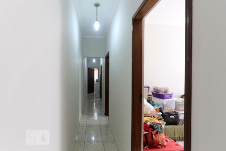 Corredor de casa à venda com 5 quartos, 300m² em Vila Monumento, São Paulo