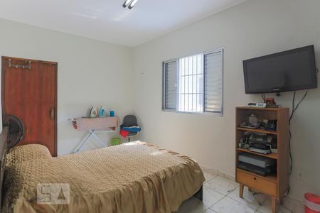 Quarto 2 de casa à venda com 5 quartos, 300m² em Vila Monumento, São Paulo