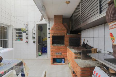 Casa à venda com 300m², 5 quartos e 3 vagasChurrasqueira