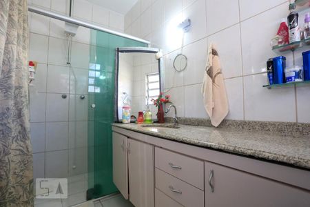 Casa à venda com 300m², 5 quartos e 3 vagasBanheiro da Suite