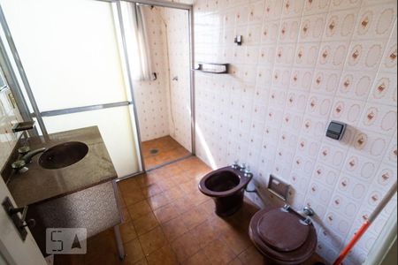 Casa à venda com 250m², 3 quartos e 5 vagasBanheiro