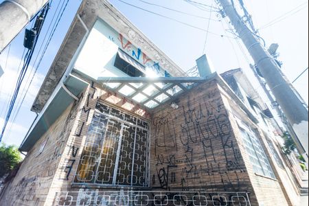 Casa à venda com 250m², 3 quartos e 5 vagasFachada