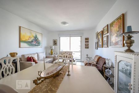 Apartamento à venda com 90m², 3 quartos e 1 vaga Apartamento à venda com 90m², 3 quartos e 1 vagaSala