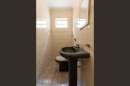 Casa à venda com 180m², 3 quartos e 2 vagasLavabo